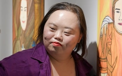 '한지민 언니' 정은혜, 다운증후군에 시선 강박증·조현병 이겨낸 예술가('마이웨이')