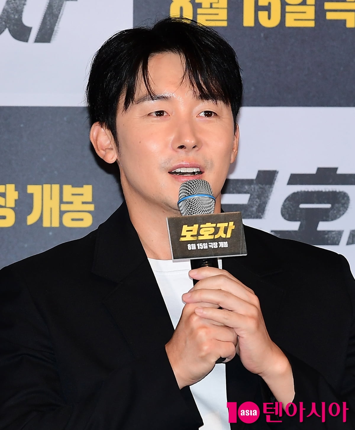 Actor Jung Woo-sung's first directed film 'A Man of Reason', "There is no perfectly prepared challenge"