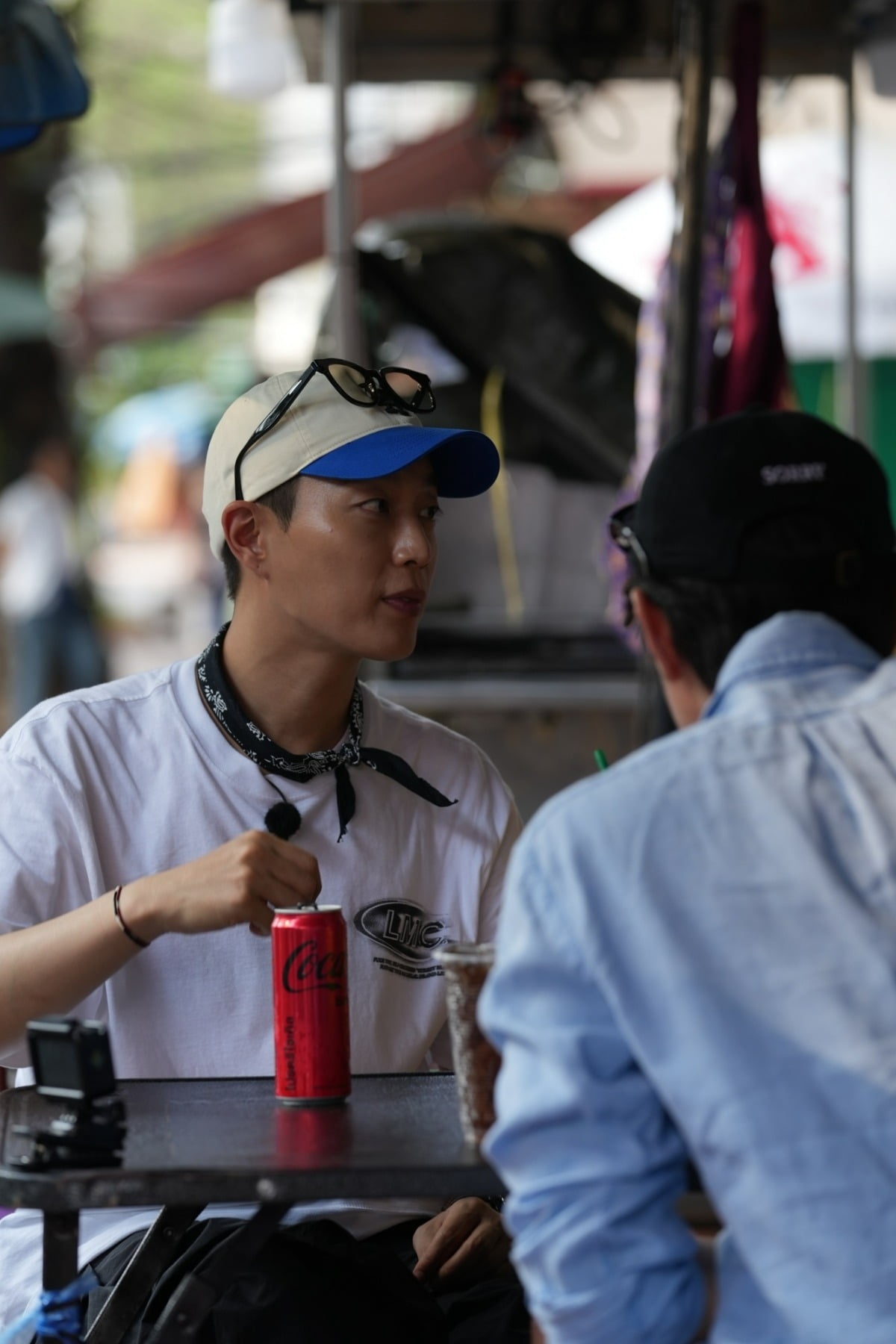 Singer Yoon Doo-joon "I chatted with Kwon Yul and Lee Seo-joon even before going to bed"