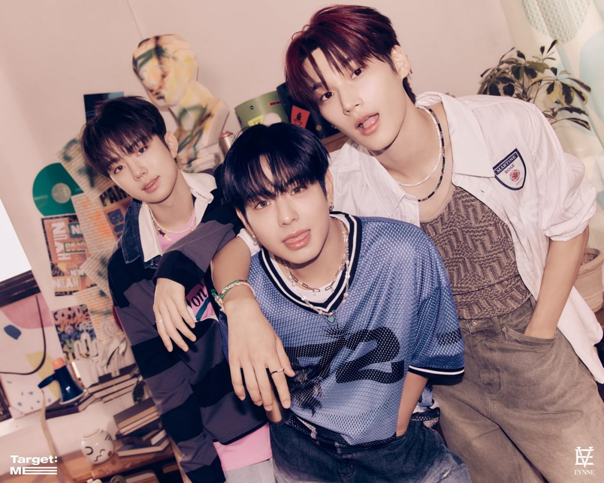 EVNNE, unrivaled refreshing visual concept photo released
