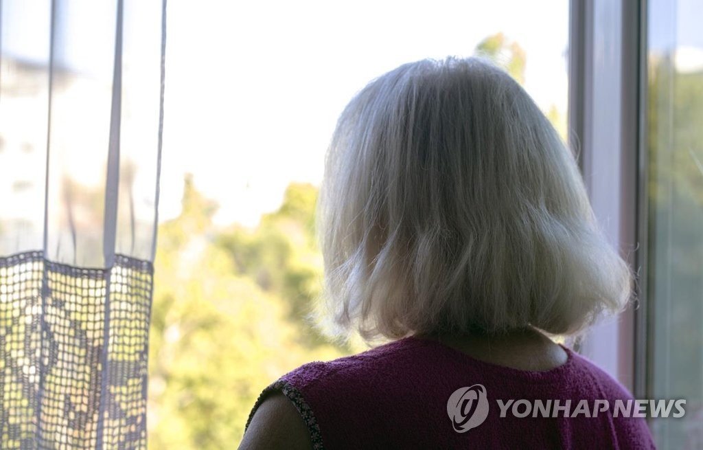 일본 연구팀 "배변 횟수 적을수록 치매 위험 높아"