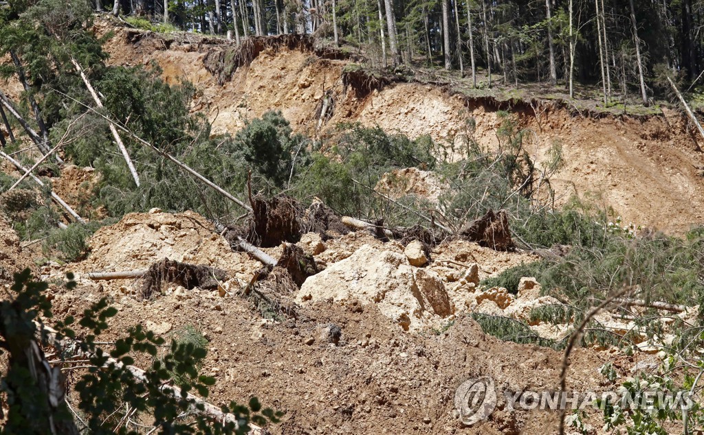 슬로베니아 등 중부 유럽에 기록적 폭우…EU·나토 긴급지원