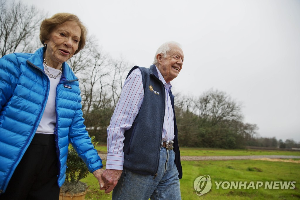 "'호스피스 돌봄' 지미 카터 '마지막 장' 접어들어"