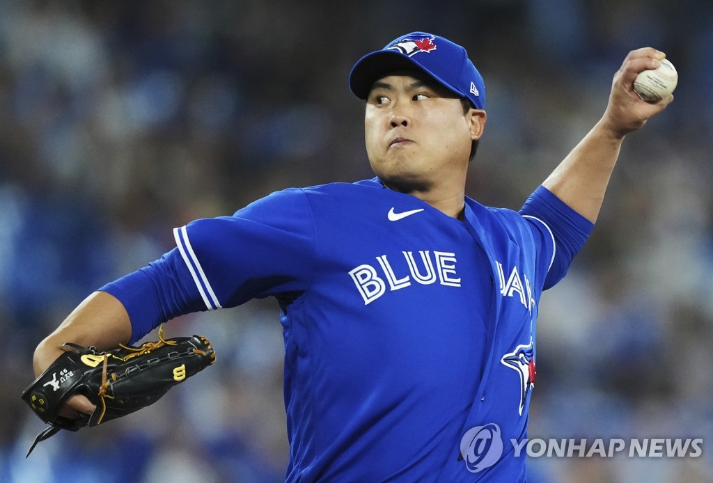 건강하게 돌아온 류현진, 426일 만의 복귀전서 5이닝 4실점(종합)