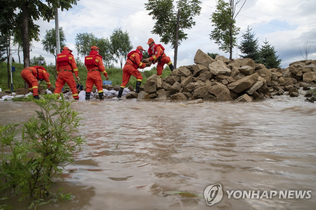 일주일 넘게 비 내리는 중국…당국 "하천 11곳 범람 위기"