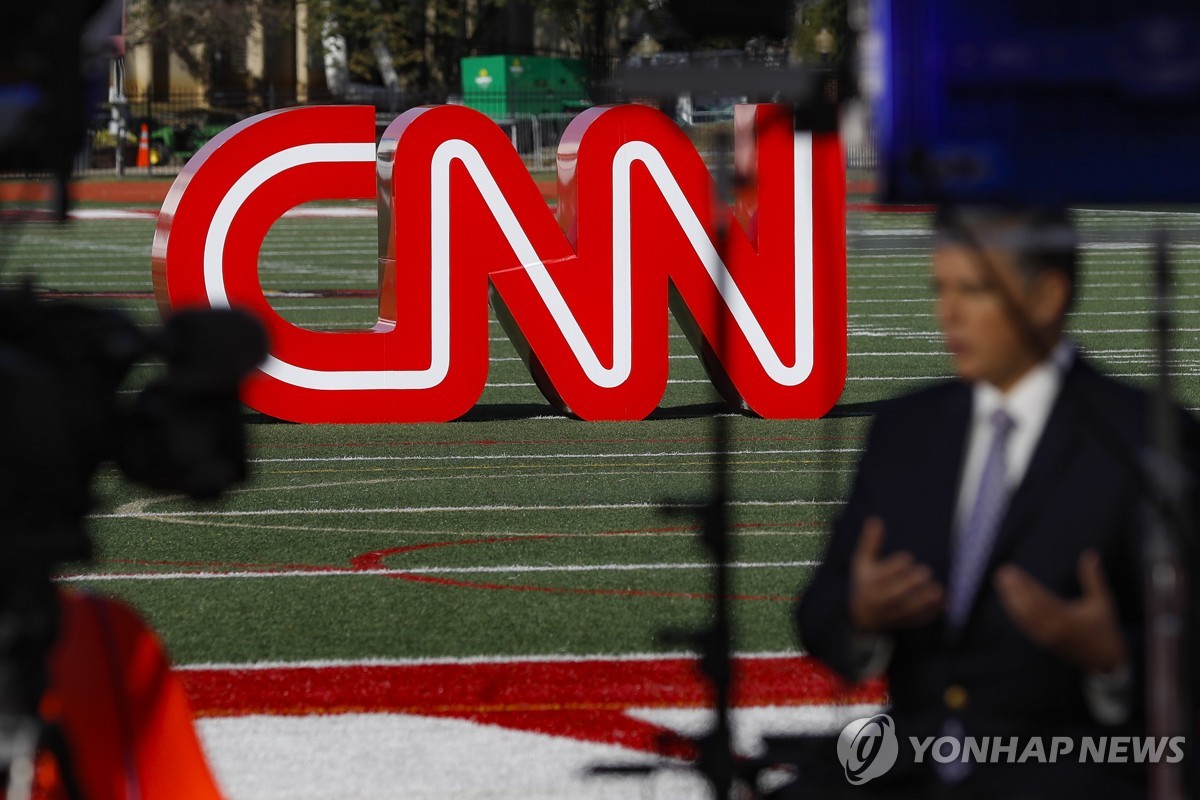 CNN 신임 CEO에 톰프슨 전 NYT 사장 임명 "위기 속에 기회"