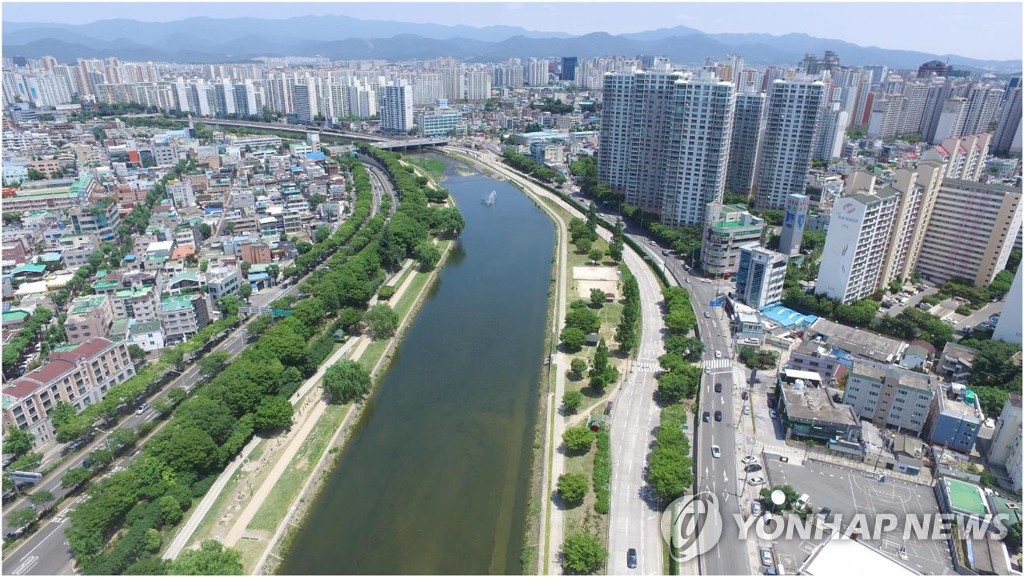 "대구 신천 야경 달라진다"…내년까지 가로등 900개 추가 설치