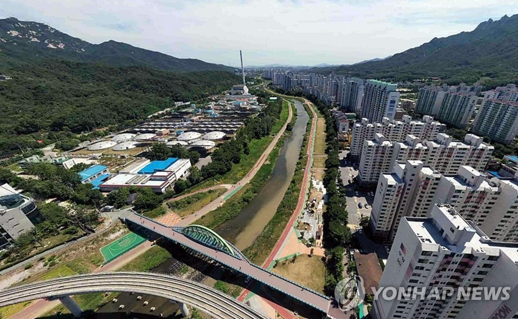 흉기난동 오인신고로…10대 중학생 진압과정서 다쳐