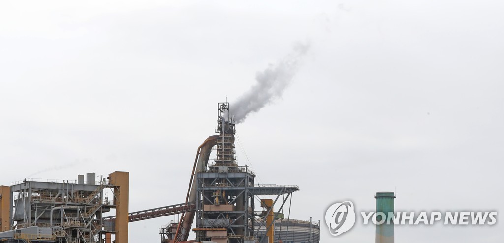 대기오염물질 측정 안 하고 측정한 척…불법 업체 5곳 덜미