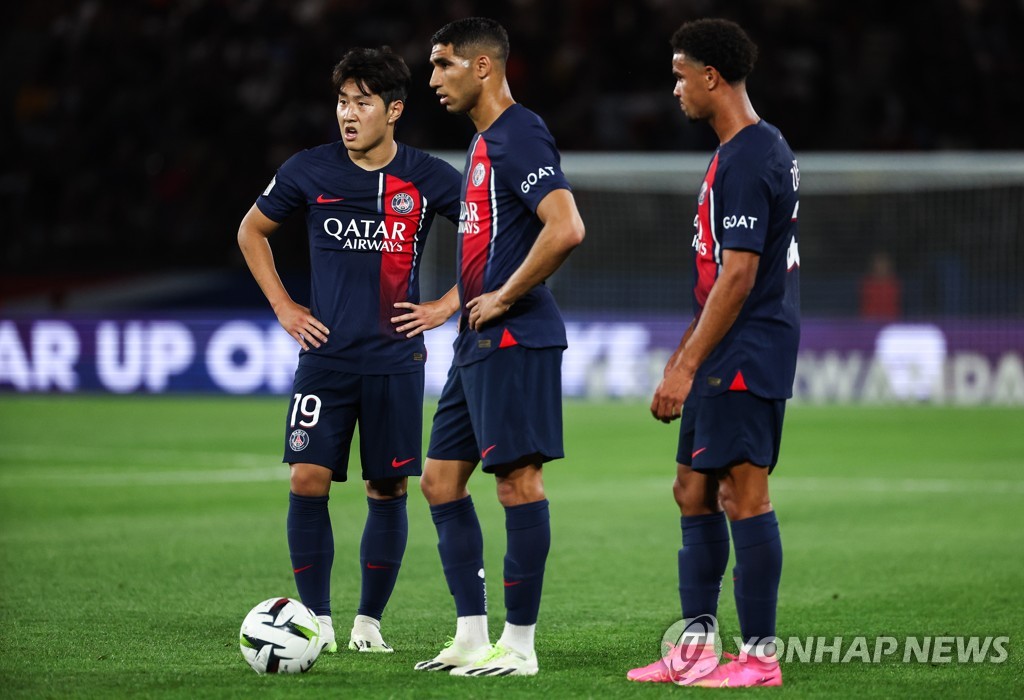 이강인, PSG 데뷔전서 빼어난 활약…PSG는 로리앙과 0-0 무승부