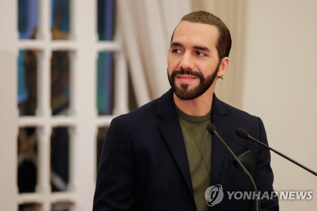 엘살바도르 대통령, 멕시코 살인사건에 "인권단체는 범인 옹호"