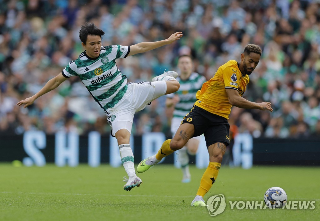 '양현준 첫 선발' 셀틱, 세인트 존스톤과 0-0 무승부