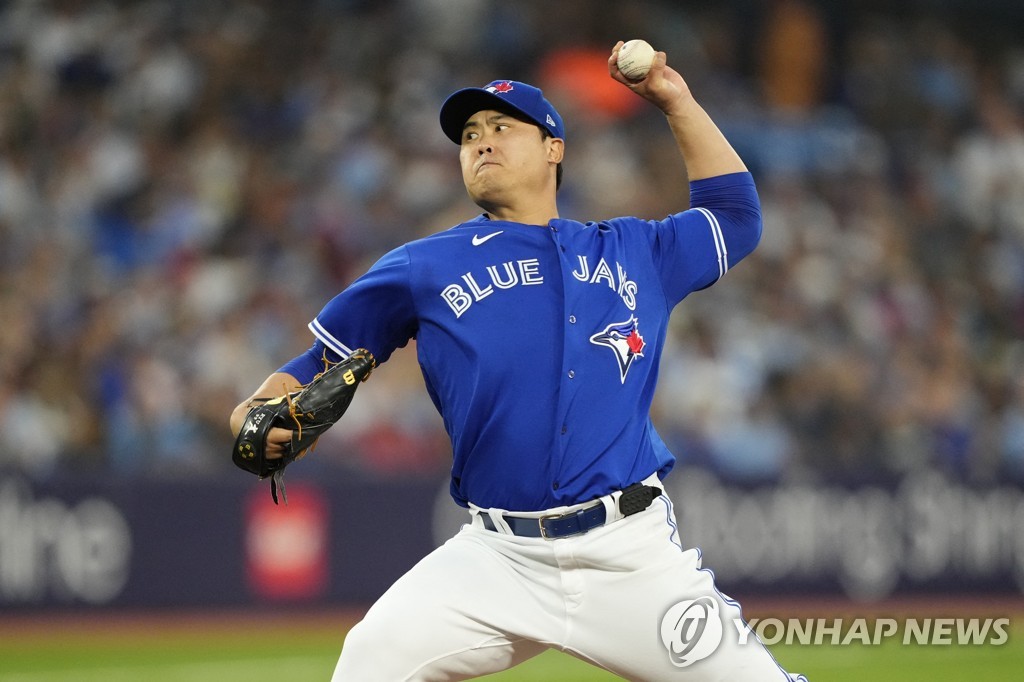 류현진, MLB 통산 900탈삼진 돌파…박찬호 이후 두 번째