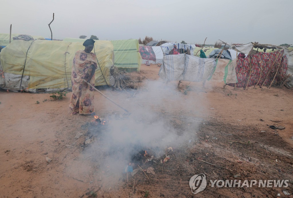 "UAE, 구호물자로 속여 수단에 무기 지원 정황…유혈 부채질"