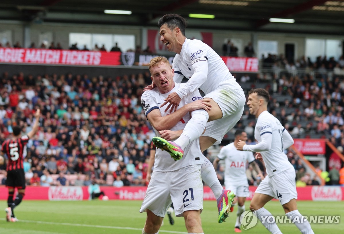 손흥민, 측면·중앙 누비며 풀타임…토트넘, 본머스 2-0 완파