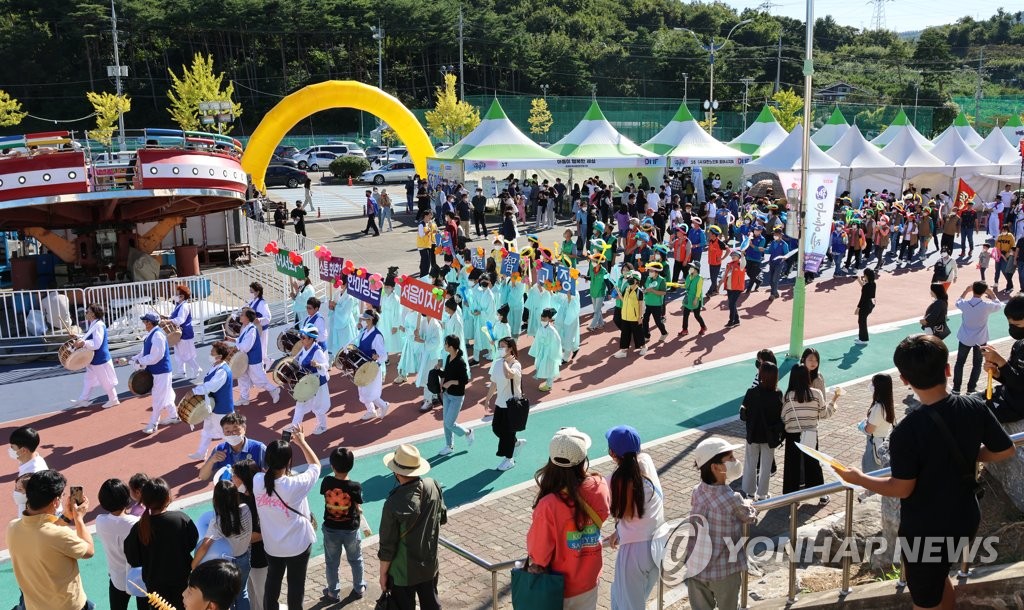 "젊은 층과 관광객 참여 축제로"…동해무릉제 경쟁력 강화