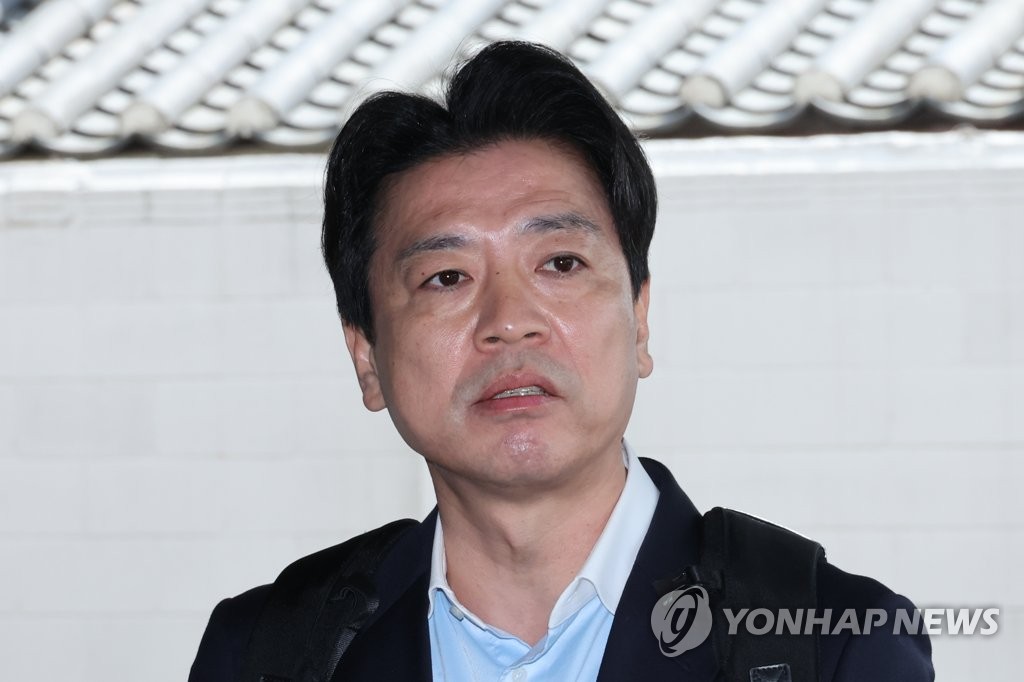 경찰 '천공 의혹' 사실무근 결론…부승찬·김종대 금주 송치(종합)