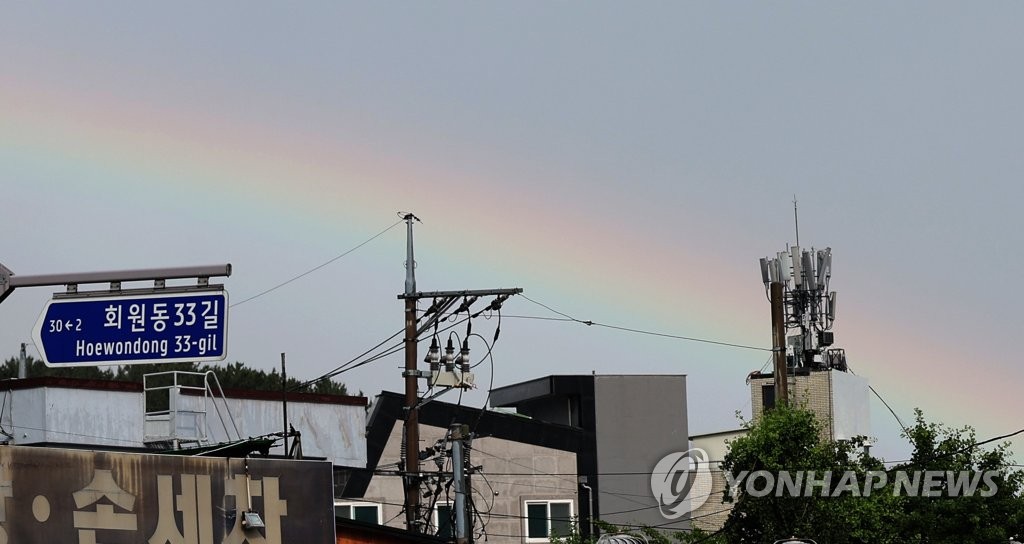 부산·울산·경남 구름 많고 오후 소나기…낮 최고 30∼34도