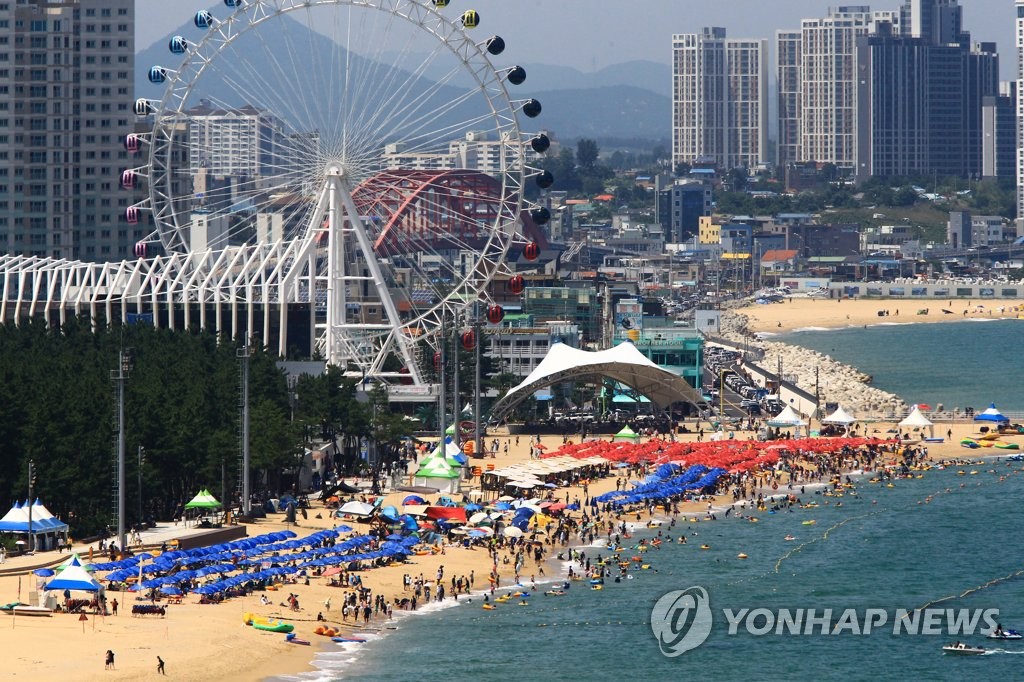 강원 동해안 해수욕장 58만명 올여름 '최다'…누적 444만명 기록