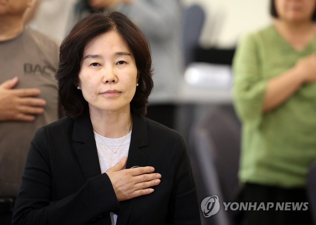 野김은경 "어르신들 마음 상하게 한 점 정중히 사과"