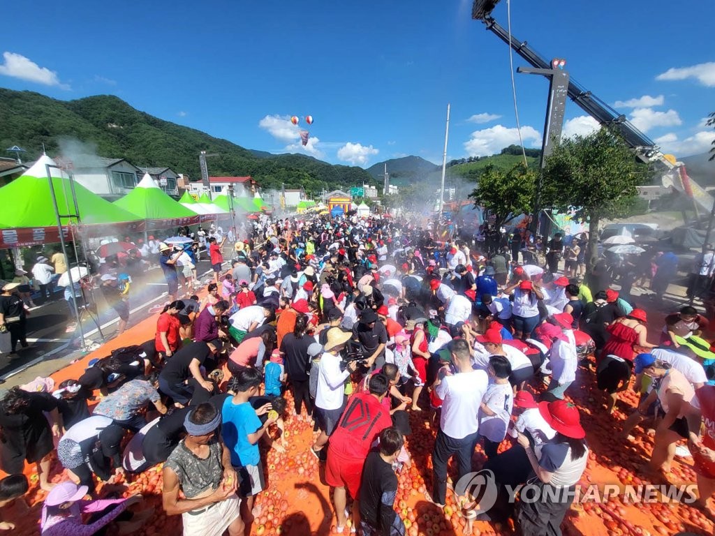 화천토마토축제 폐막…축제 성공 이끈 폭염 대응 '호평'