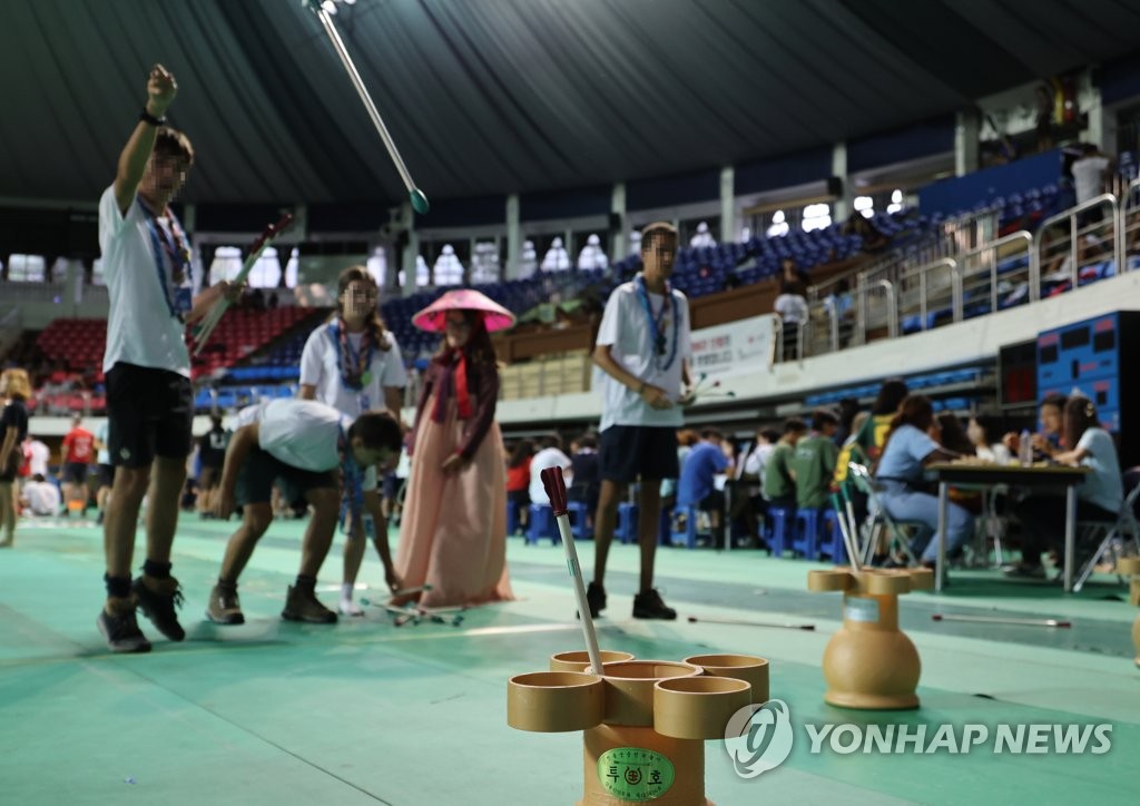 [현장] "한복 입고 갓 쓰고…너무 예뻐요"…한류에 빠진 스카우트