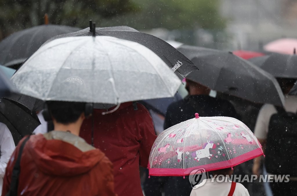 전국 흐리고 비…수도권 시간당 최대 60㎜