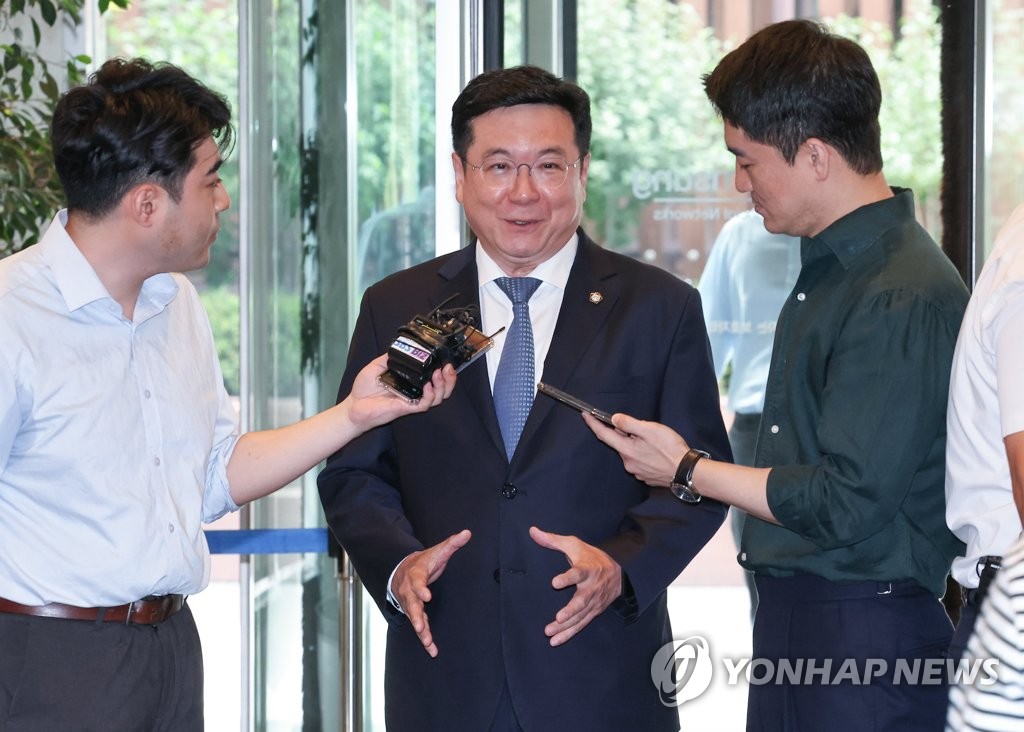 삼성 준감위원장 "'정경유착 의심' 전경련 구성원 물러나야"