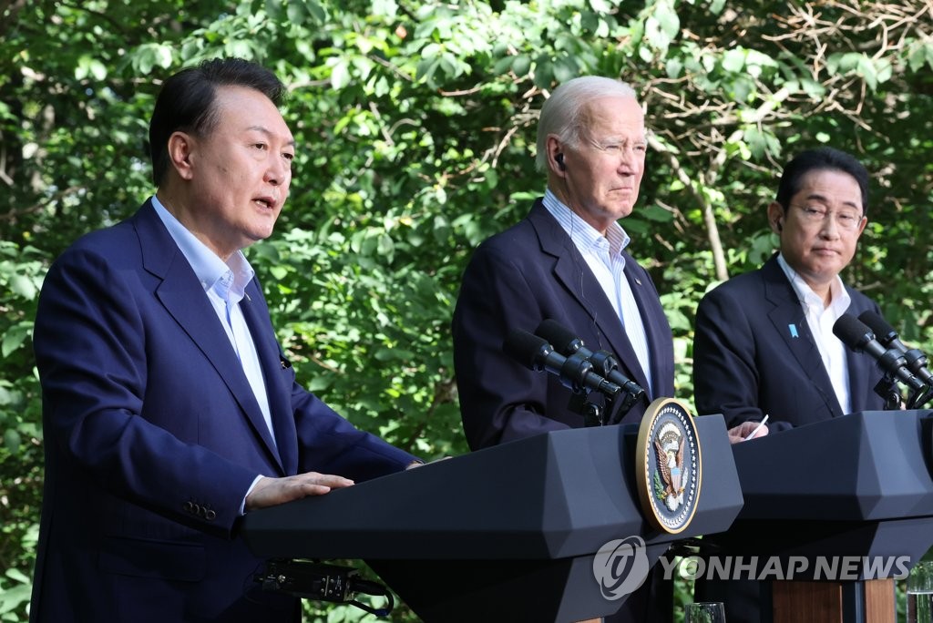 尹 "포괄적 협력" 바이든 "전세계에 영향" 기시다 "시대적 요구"(종합)