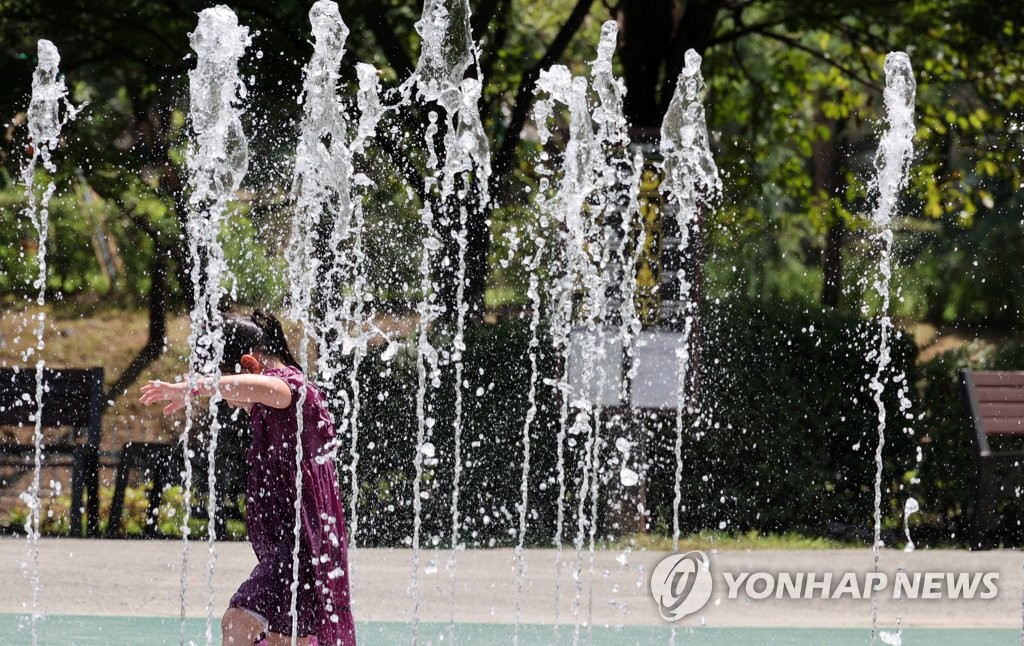 주말에 전국서 온열질환자 64명…열탈진 환자 가장 많아