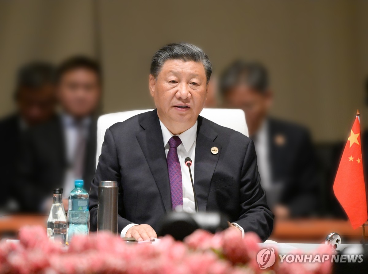 시진핑, 위구르족 자치구 방문…"중국화 가속" 강조