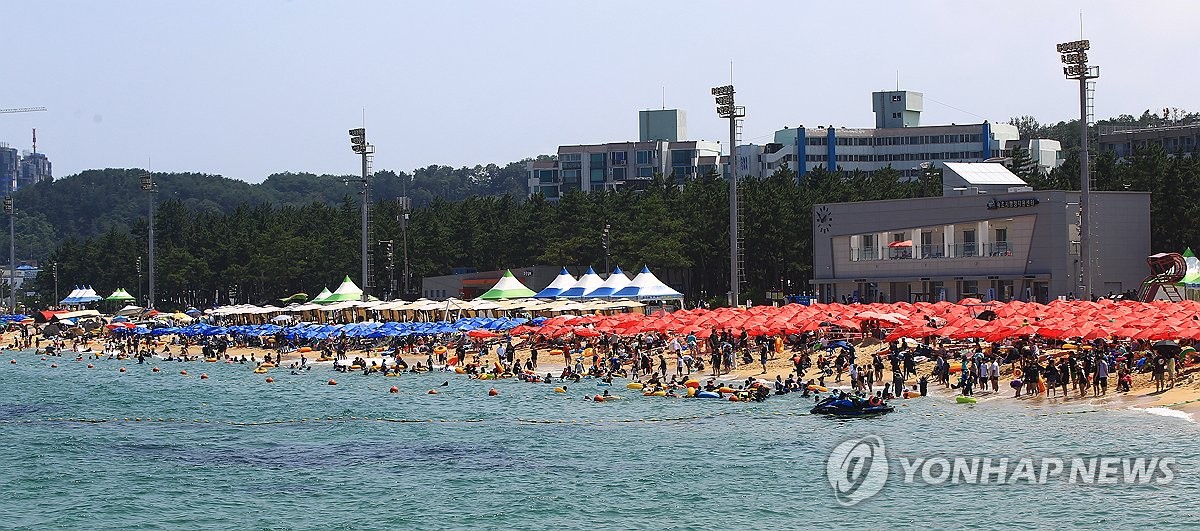 '굿바이 썸머' 속초해수욕장 폐장…올여름 73만명 방문