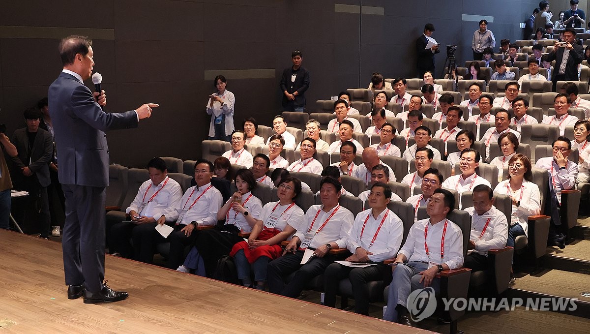 김병준 "당이 '윤심'만 따라가니 대통령이 엄석대처럼 보이는것"