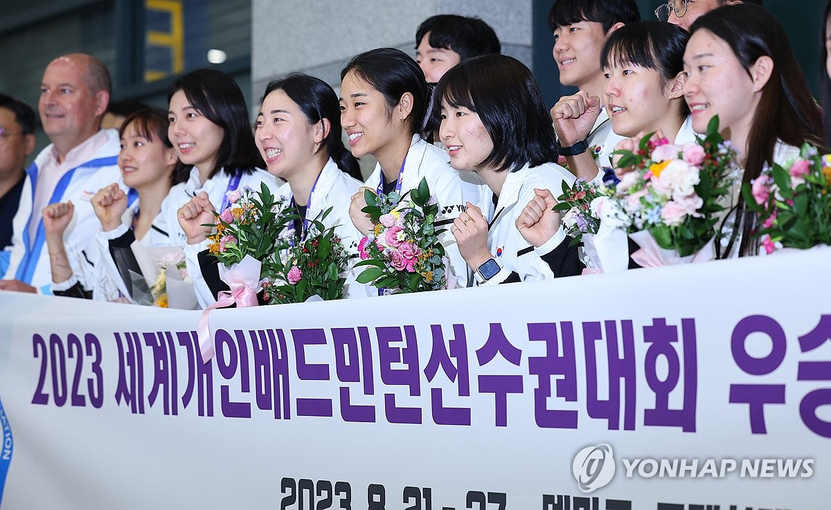 AG 앞두고 물오른 한국 배드민턴, 세계선수권 마치고 '금의환향'(종합)