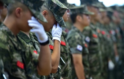 [속보] '집단항명' 혐의 박정훈 해병 前수사단장, 국방부 조사 거부