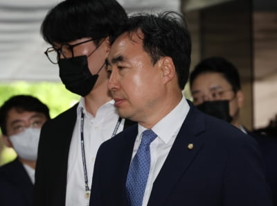 [속보] 검찰, '민주당 돈통부' 윤관석 의원 구속기소