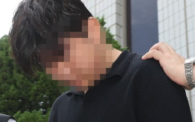 '늦은 귀가' 야단친 어머니 살해…대학생 아들 "죄송하다"