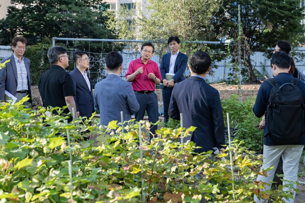 문래동 철공소 이전…영등포구 "관심 지자체들 경쟁시키겠다" 