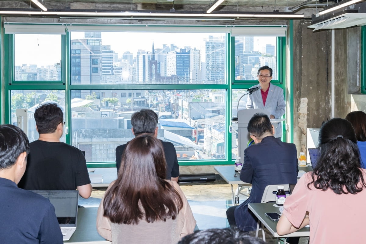 문래동 철공소 이전…영등포구 "관심 지자체들 경쟁시키겠다" 