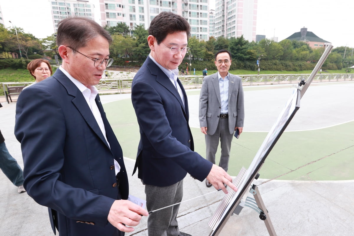 이상일 용인특례시장, 풍덕천1동 행정복지센터 등 '공약 이행 현장확인'