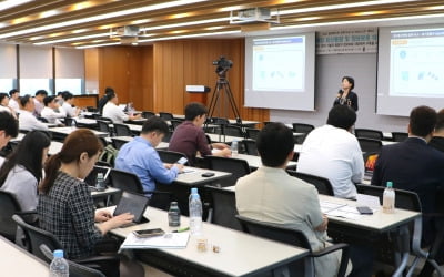 화우 정보보호센터 세미나 성료…"해킹 기업 피해, 법과 기술을 묶어 대응"