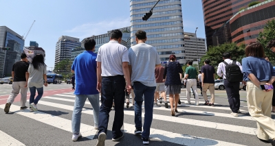 실질임금 5개월 연속 감소...평균월급 가장 높은 곳은 '서울'