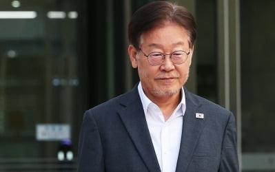 [단독] "이재명 직무정지 해달라" 민주당 권리당원, 항고장 제출