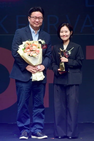 [포토] 티젠, '2023 올해의 브랜드 대상' 콤부차 부문 수상