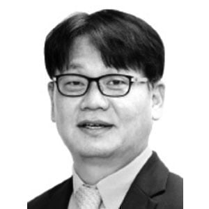 [이슈프리즘] 한국 반도체, 골든타임이 끝나간다