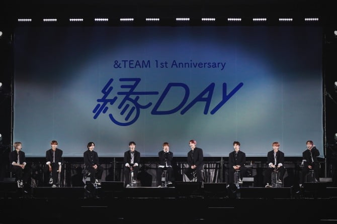 &TEAM, 팀 결성 1주년 기념 팬 이벤트 개최…11월 정규 1집 발매 예고