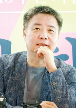 노벨상 단골 후보…"등단 40년 카지노 꽁머니 지급서 축하해주니 뜻깊다"