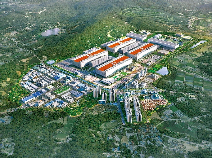 SK하이닉스가 2027년 준공 목표로 122조원을 투자해 최첨단 반도체 공장 4개를 짓기로 한 경기 용인 원삼면 반도체 클러스터 조감도.  한경DB 