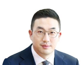 LG 사장단 모은 구광모 "차별적 고객가치에 집중"