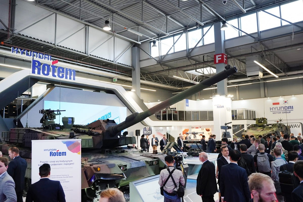 현대로템, 폴란드형 K2 전차·장갑차 실물 전시…K방산 기술력 뽐내